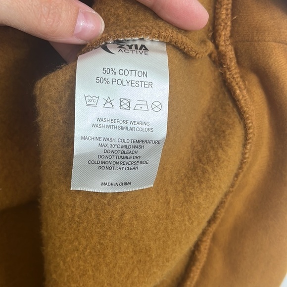 Zyia Camel Zyia Logo Sleeve Hoodie Drawstring Womens M Outdoor Gorpcore Street - Picture 9 of 13